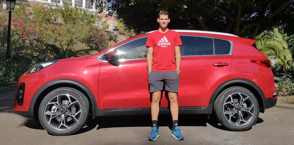 Kia Canarias cede un Sportage GT Line a Dominic Thiem durante su ‘stage’ de pretemporada en Tenerife