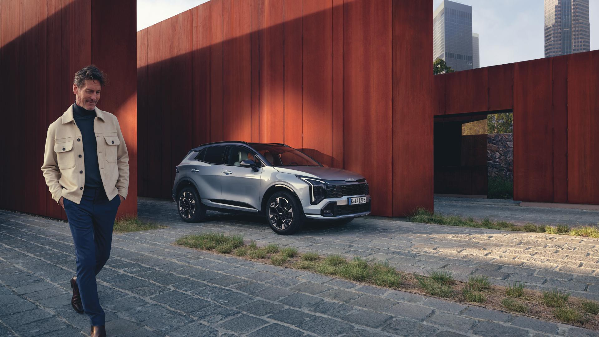 SPORTAGE_PHEV_GTL_MY26_BS_34 Front_with_Talent_CMYK (1).jpg